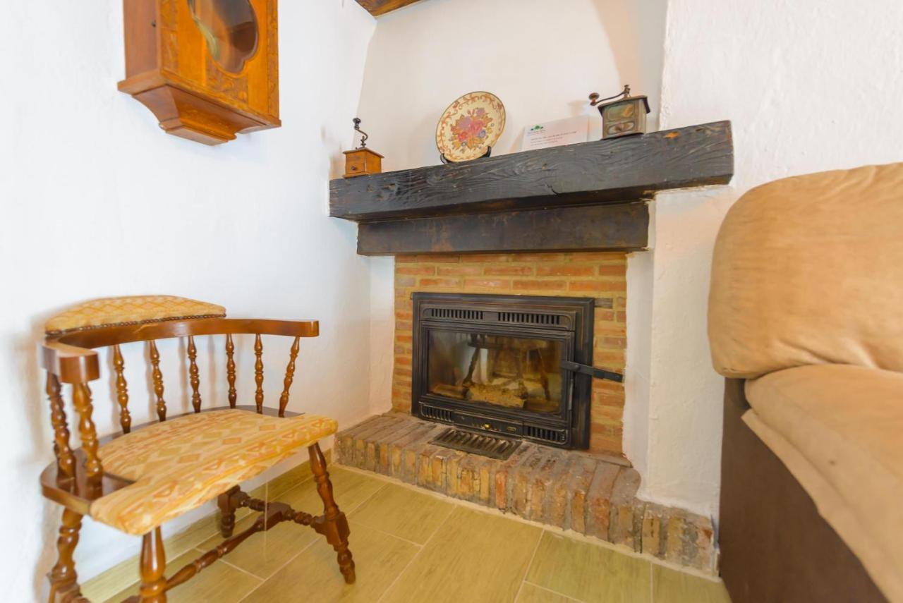 Casa Jardin Del Olivar Con Piscina Privada Alcaucín Екстериор снимка