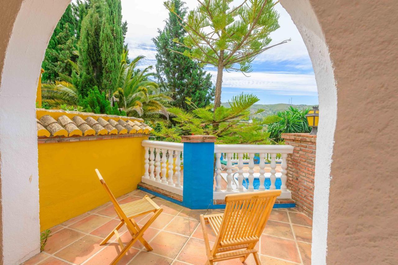 Casa Jardin Del Olivar Con Piscina Privada Alcaucín Екстериор снимка